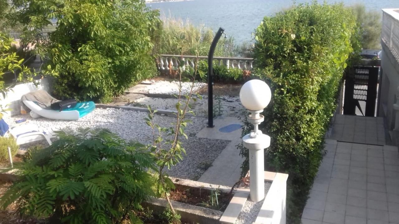 Villa Fjaba - By The Sea - With The Big Terraces & Great Sea View Trogir Extérieur photo