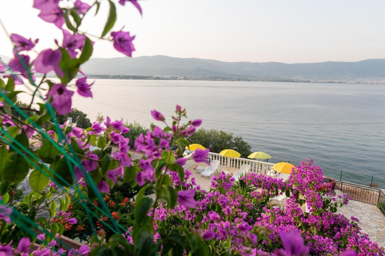 Villa Fjaba - By The Sea - With The Big Terraces & Great Sea View Trogir Extérieur photo