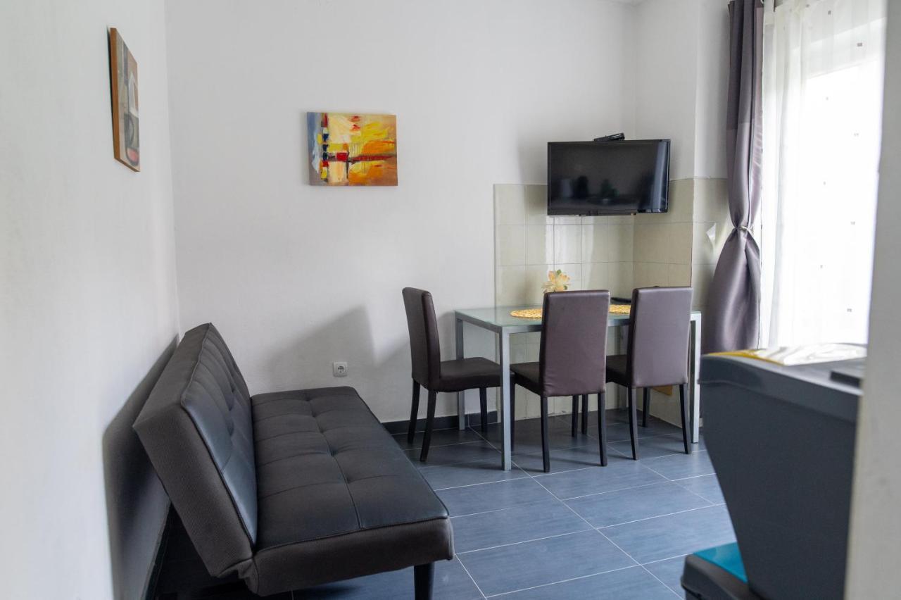 Villa Fjaba - By The Sea - With The Big Terraces & Great Sea View Trogir Extérieur photo
