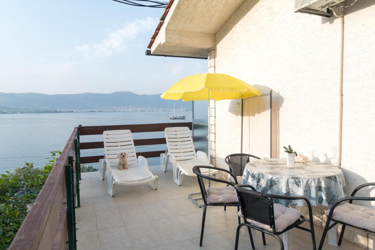 Villa Fjaba - By The Sea - With The Big Terraces & Great Sea View Trogir Extérieur photo