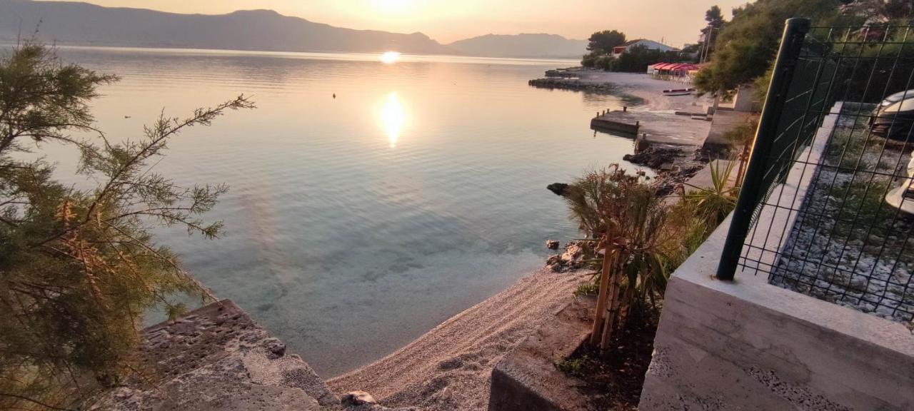 Villa Fjaba - By The Sea - With The Big Terraces & Great Sea View Trogir Extérieur photo