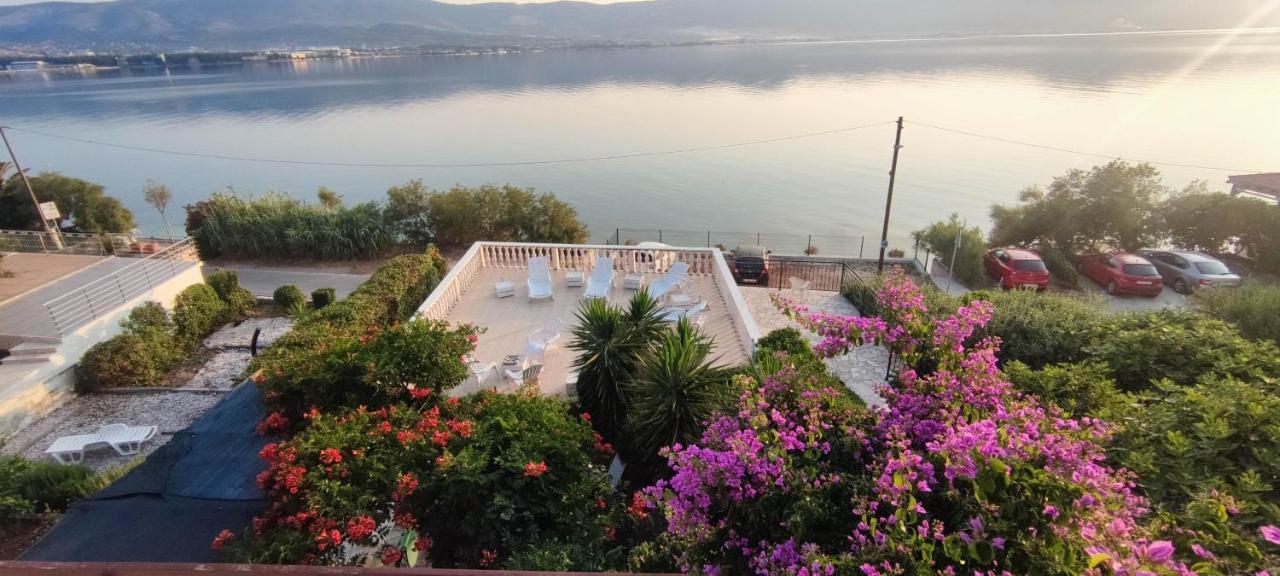 Villa Fjaba - By The Sea - With The Big Terraces & Great Sea View Trogir Extérieur photo